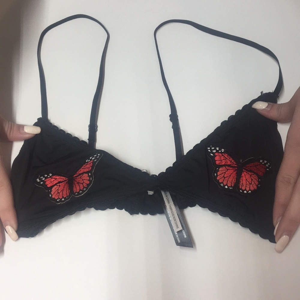 πHPππUrban Outfitters Triangle Butterfly Bra - Picture 4 of 8